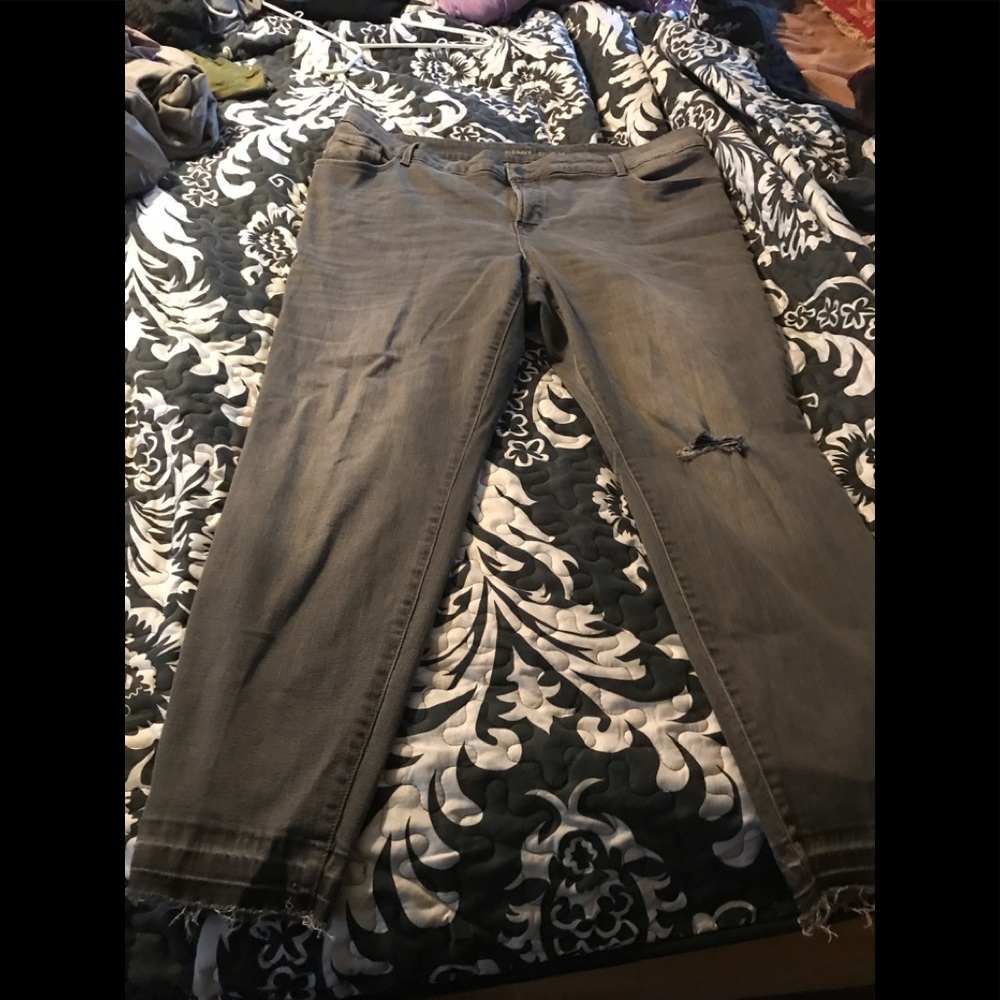 Distressed old navy rockstar jeans